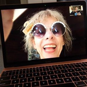 Meet your Posher, Debra